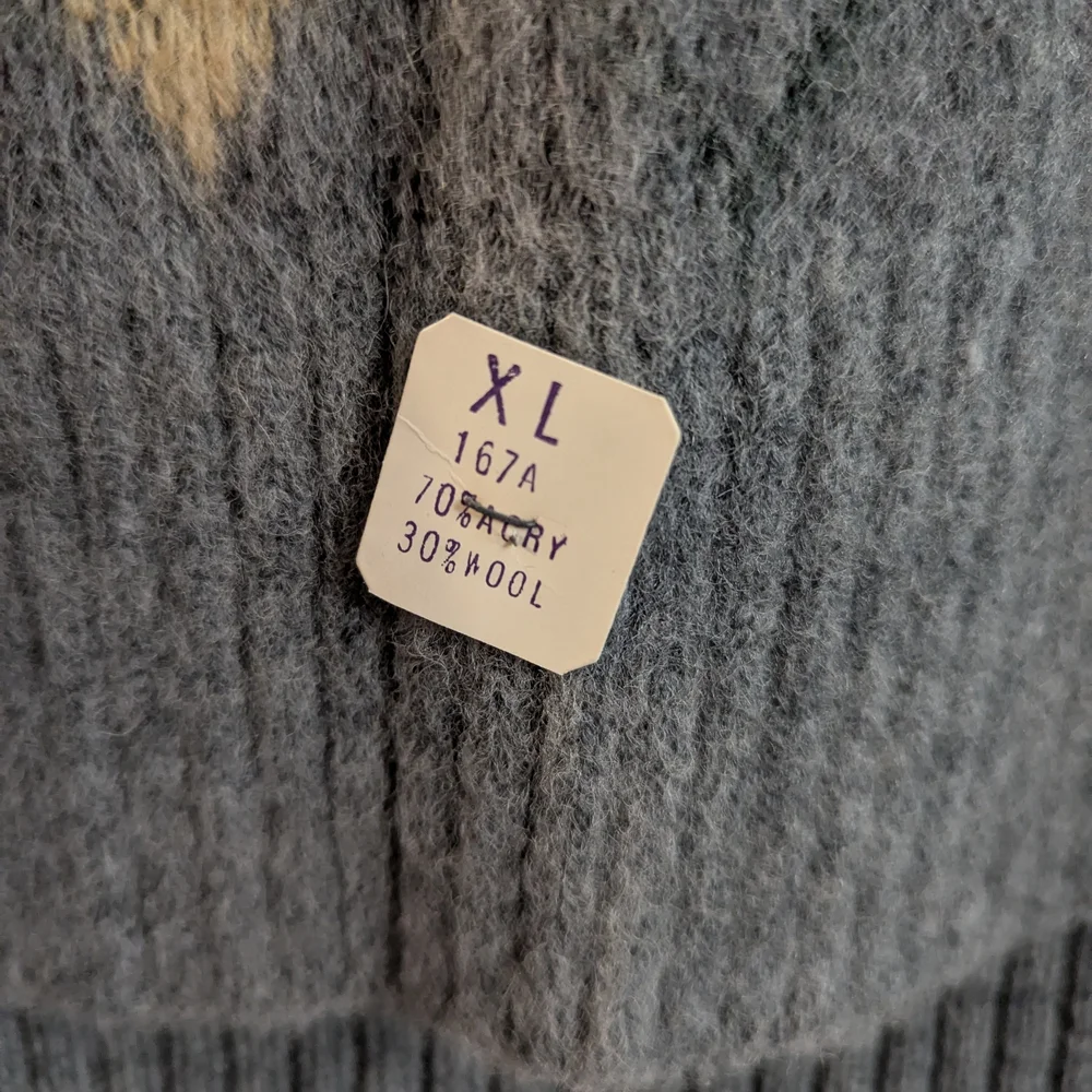 Argyle Patterned Gray and Red Vest - Picture 4 of 5